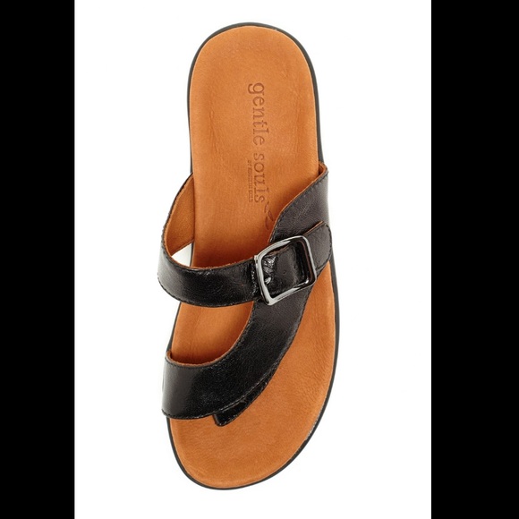 Gentle Souls Kenneth Cole Slides 🤎 - Picture 2 of 3